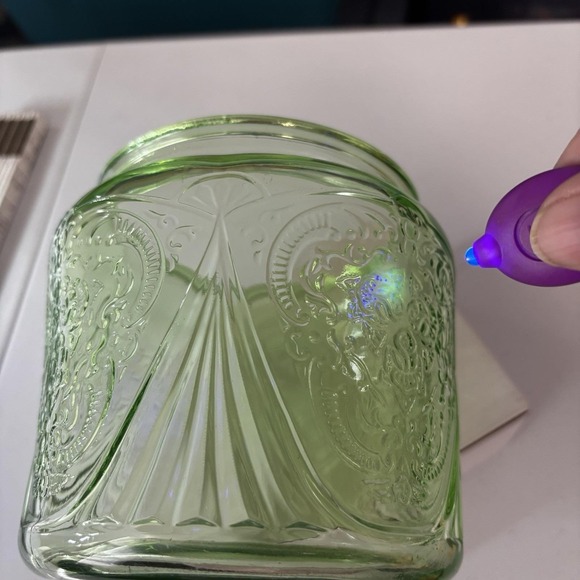 Hazel Atlas Uranium Glass 'Royal Lace' Cookie Jar No Lid Depression Glass Glows - Picture 8 of 8